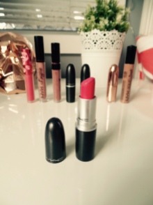 MAC 'Relentlessly Red' Retro Matte Lipstick